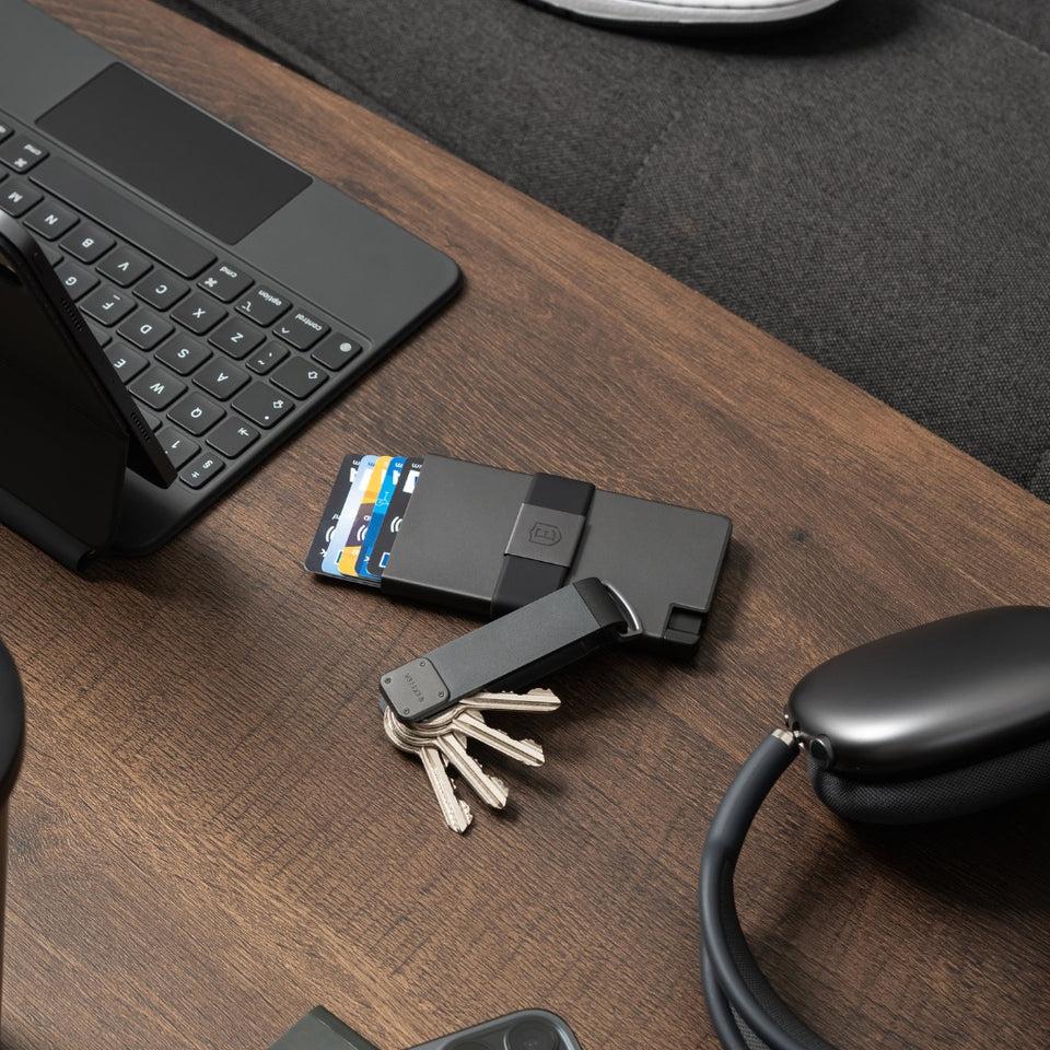 Carry Gadgets